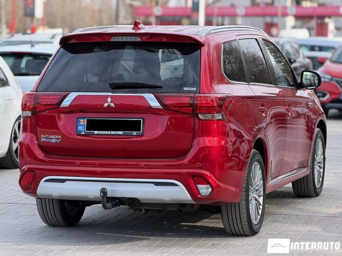 mitsubishi Outlander 2020