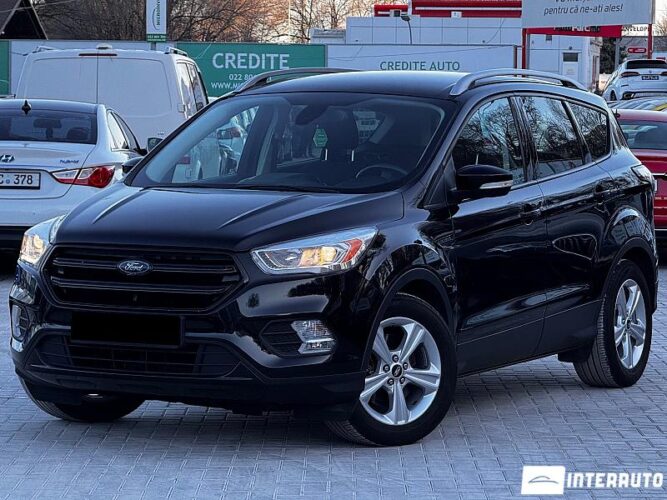Ford Kuga 2016 doar la InterAuto