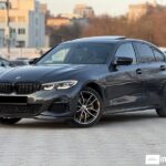 BMW 330 2019