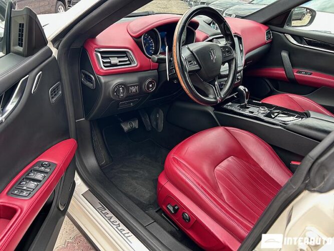 maserati Ghibli 2016