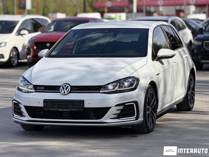 Volkswagen Golf GTE 2018 doar la InterAuto