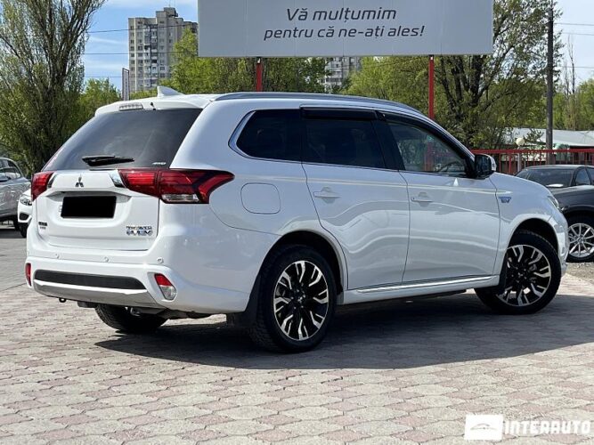 mitsubishi Outlander 2016