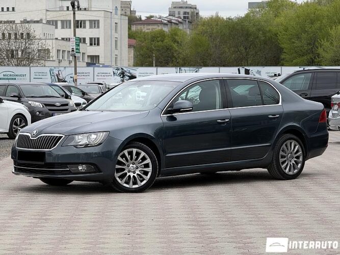 Skoda Superb 2015 doar la InterAuto