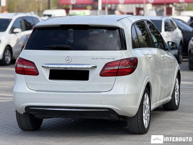 mercedes B 250E 2015