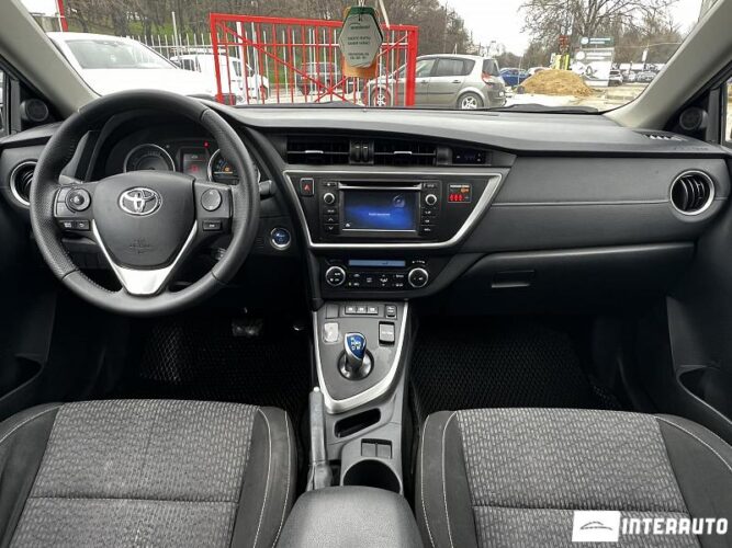 toyota Auris 2014