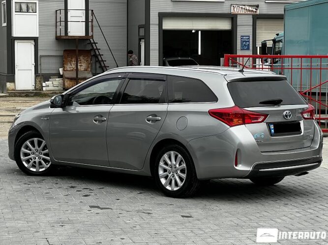 toyota Auris 2014