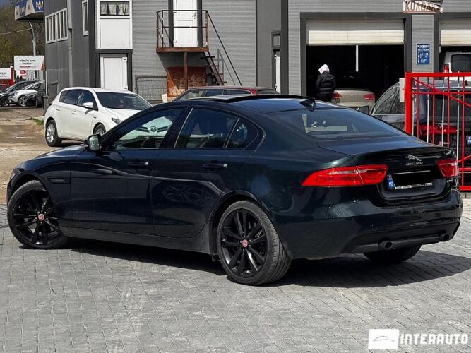 jaguar XE 2015