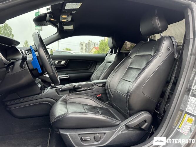 Ford Mustang 35 ford Mustang 2021
