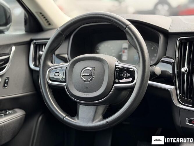 Volvo S 90 39 volvo S 90 2019
