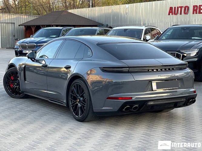 porsche Panamera GTS 2025