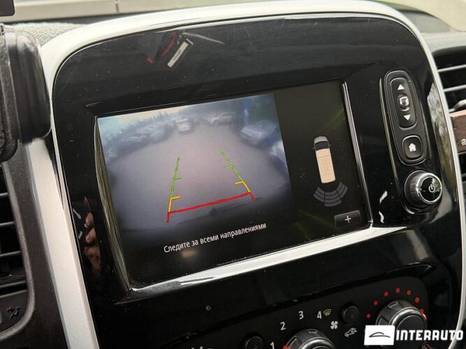 Renault Trafic 2015 doar la InterAuto