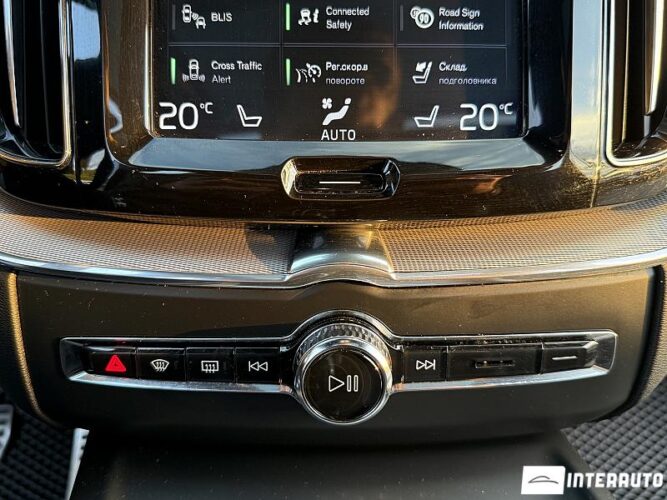 volvo XC 60 2019