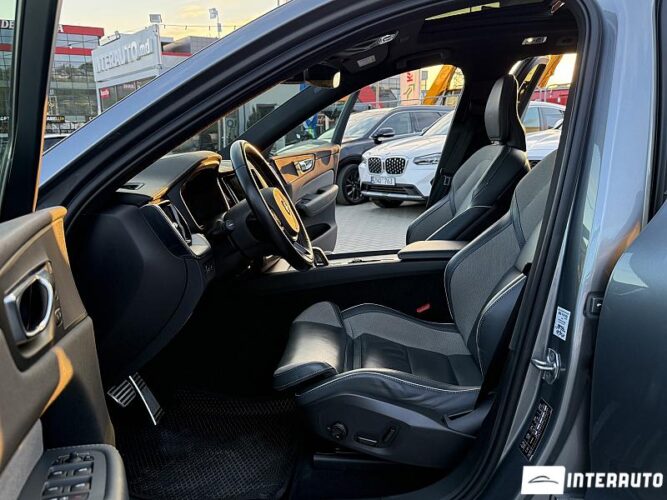 volvo XC 60 2019