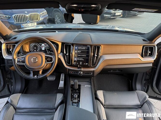 volvo XC 60 2019