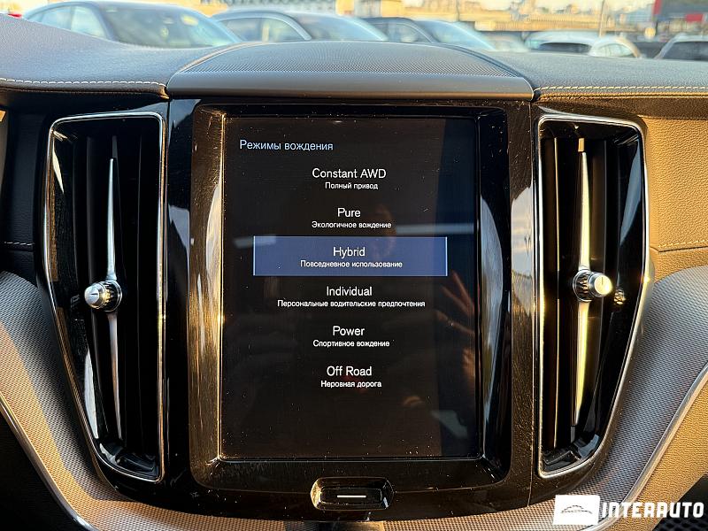 volvo XC 60 2019