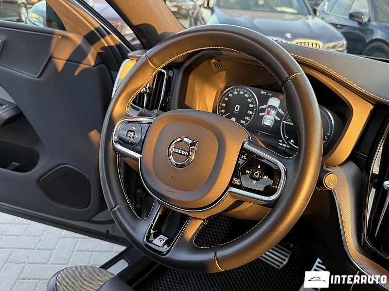 volvo XC 60 2019