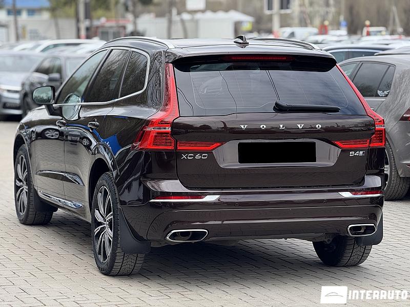 volvo XC 60 2020