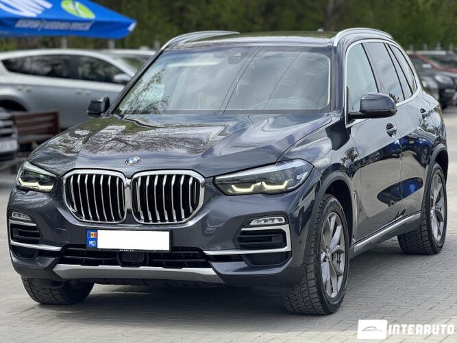 BMW X5 3.0D 2018 doar la InterAuto