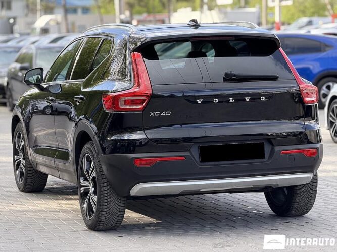 volvo XC 40 2021
