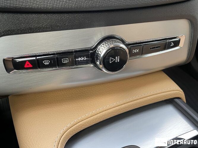 volvo XC 90 2016