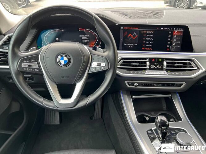 bmw X5 4.0D 2025