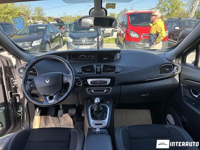 renault Grand Scenic 2015