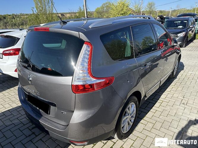 renault Grand Scenic 2015