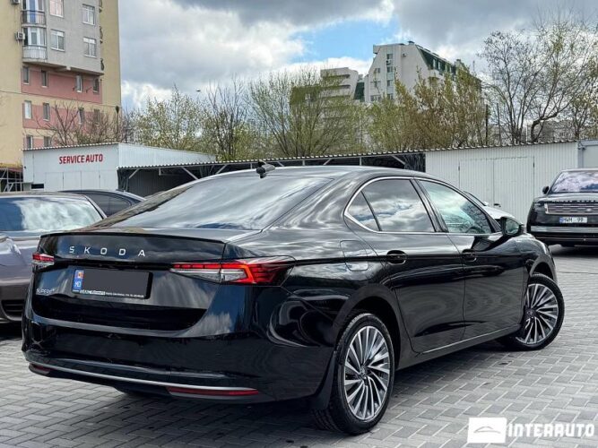 skoda Superb 2025