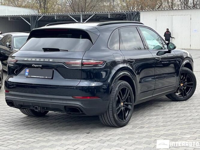 porsche Cayenne 2021