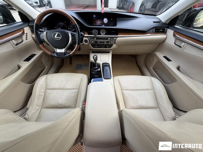 lexus ES 300h 2013