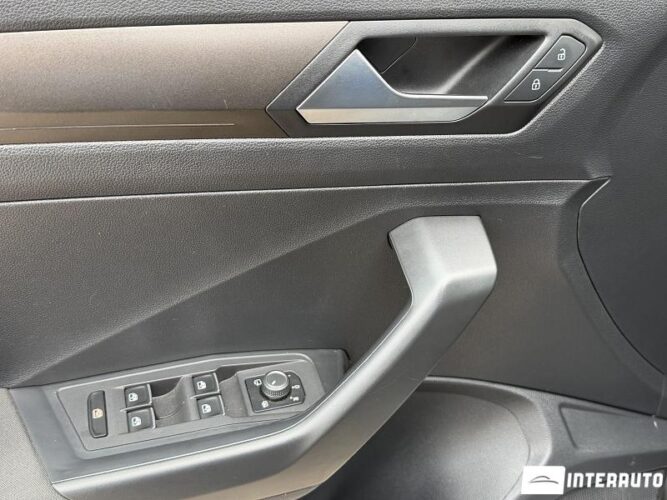 volkswagen T-Roc 2019