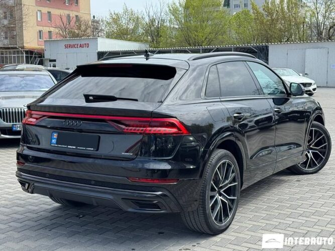 audi Q8 2021