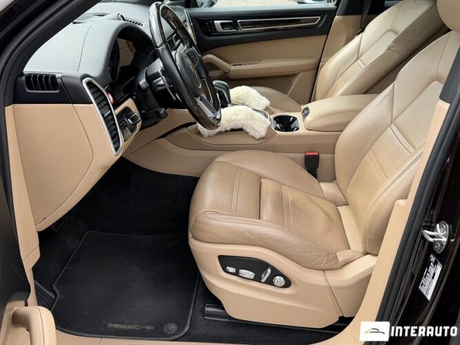 porsche Cayenne 2019