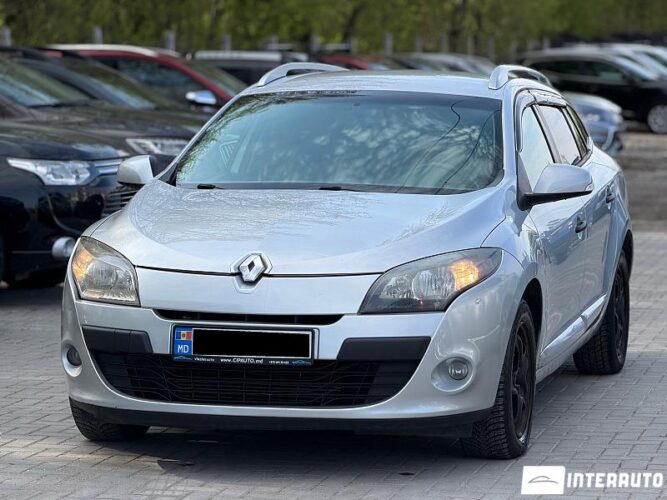 Renault Megane 2011 doar la InterAuto