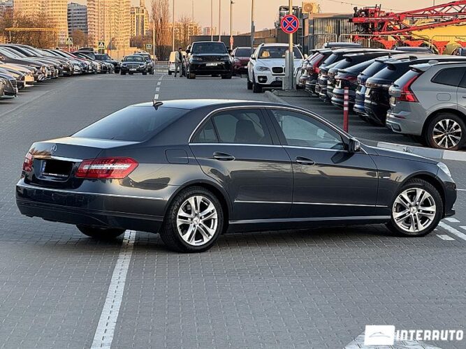 mercedes E 200 2010