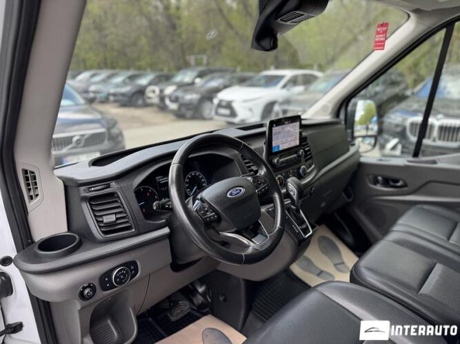 ford Transit 2020