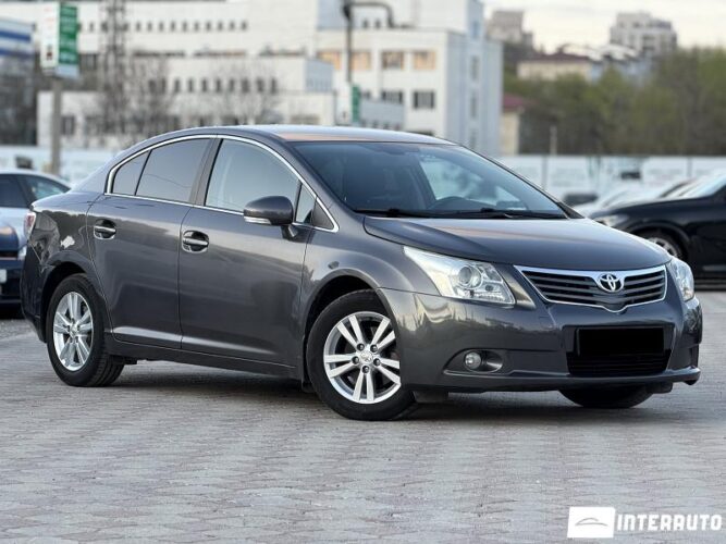 toyota Avensis 2011