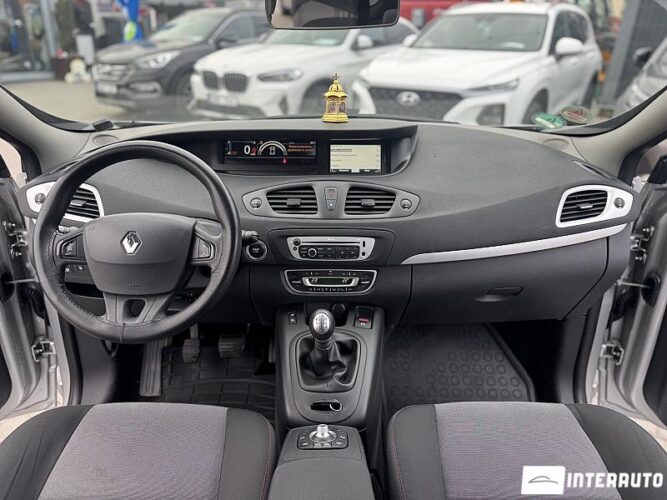 renault Grand Scenic 2015