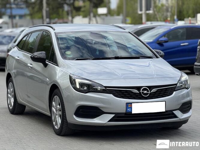 opel Astra 2021