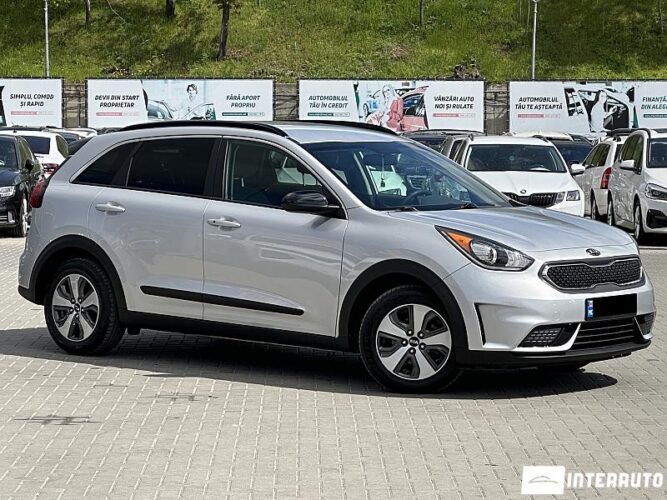 Kia Niro 2017 doar la InterAuto