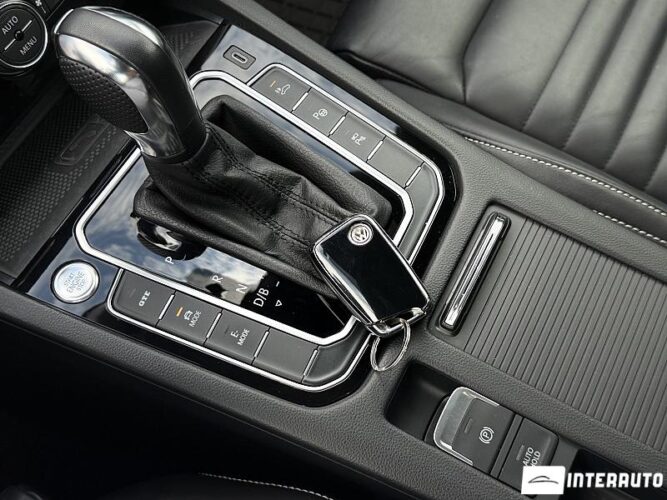 Volkswagen Passat GTE 2019 doar la InterAuto