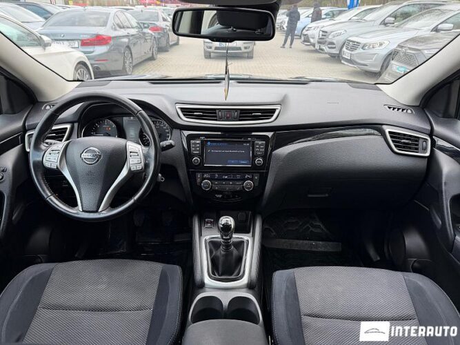 nissan Qashqai 2015