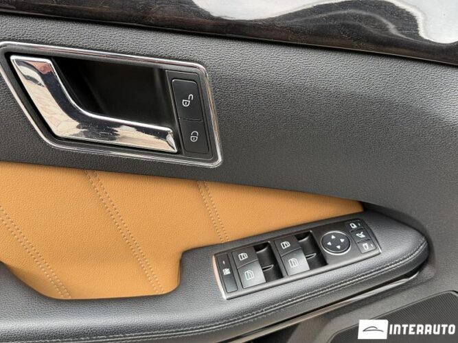 Mercedes E 350 37 mercedes E 350 2010