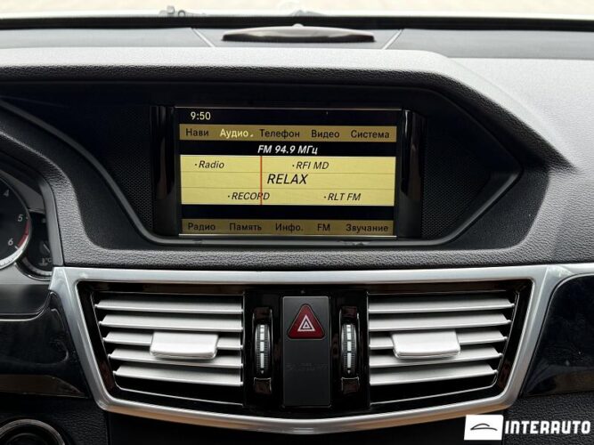 Mercedes E 350 45 mercedes E 350 2010