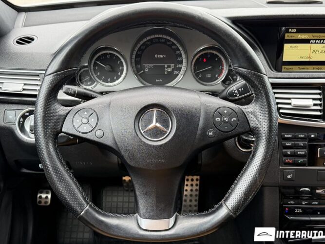Mercedes E 350 41 mercedes E 350 2010