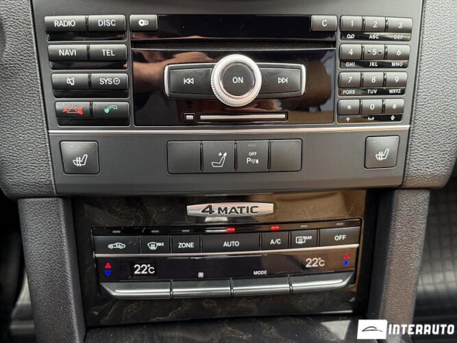 Mercedes E 350 46 mercedes E 350 2010