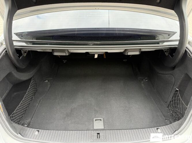 Mercedes E 350 51 mercedes E 350 2010