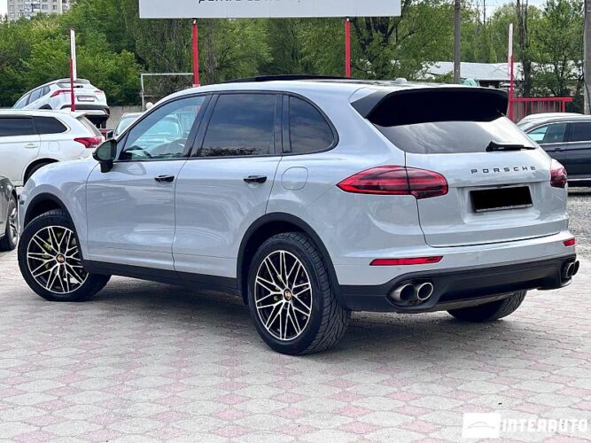 porsche Cayenne S Hybrid 2016
