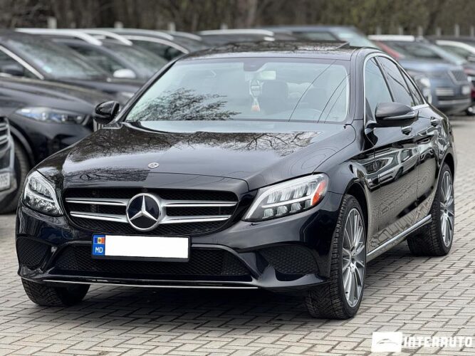 Mercedes C 300 2019 doar la InterAuto