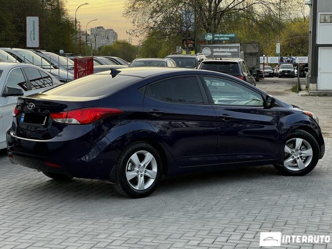 hyundai Elantra 2013